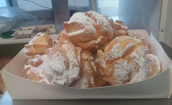 Ptysie ze śmietaną 